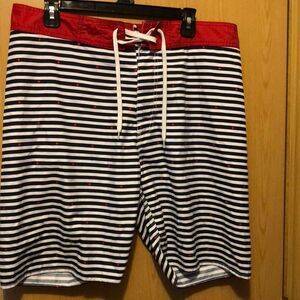 Old navy men’s swim trunks size large